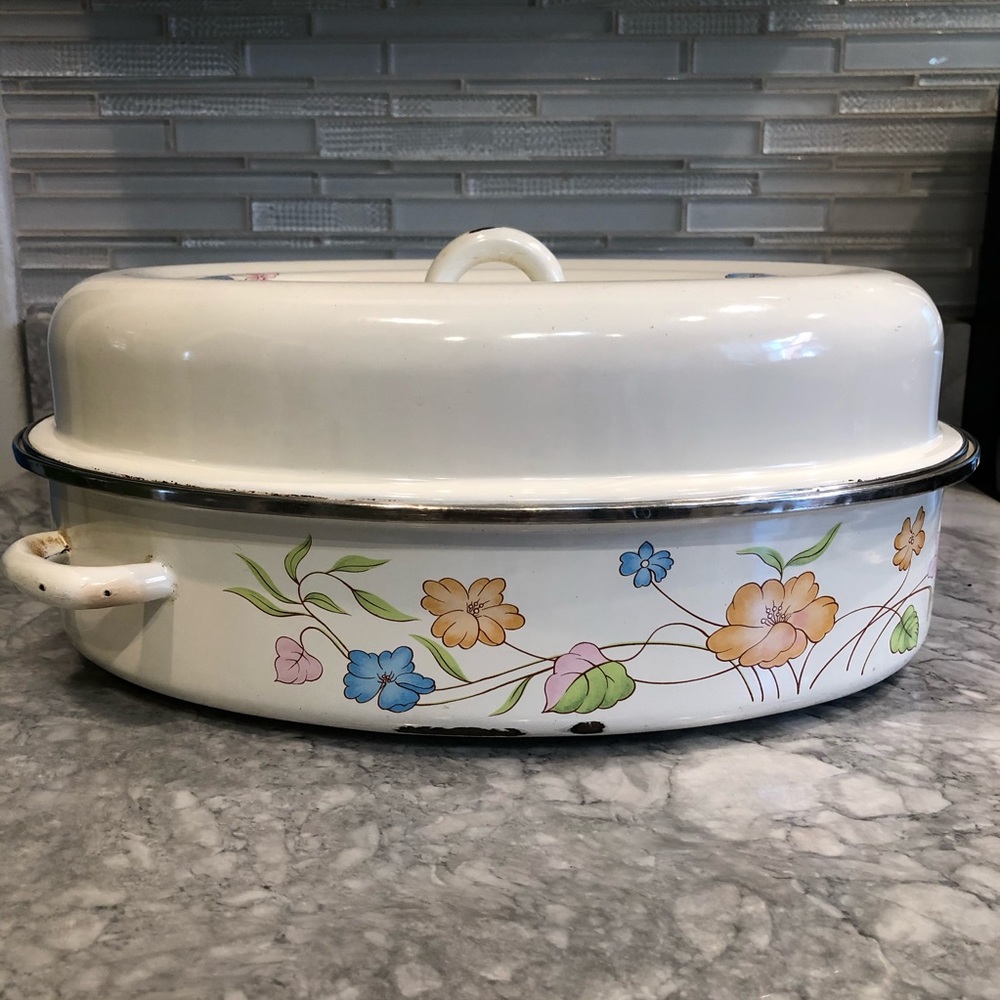 Vintage Enamel Roasting Pan Roaster GUC 6x13